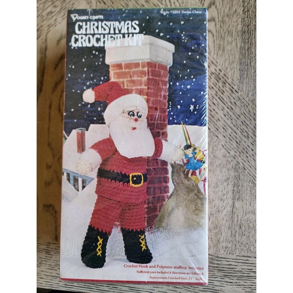 Vogart Crafts Christmas Crochet Doll Kit Santa Claus 3201 Vintage New NOS